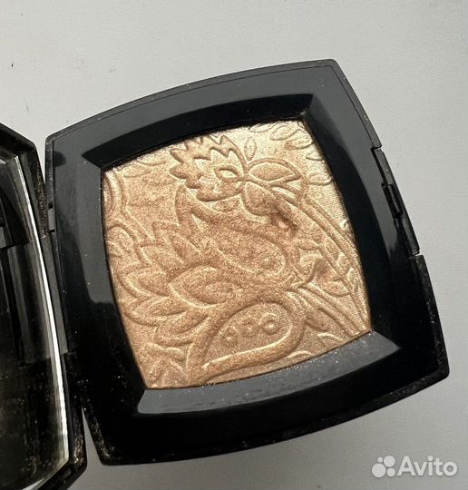Chanel пудра хайлайтер