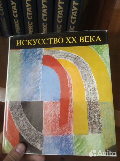 Продам книги много