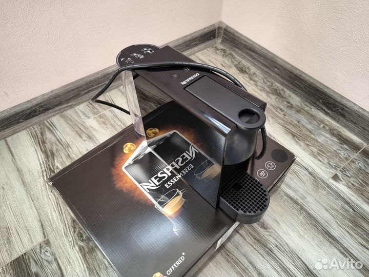 Кофеварка Nespresso