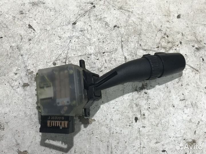 Переключатель поворотов Kia Cerato 1