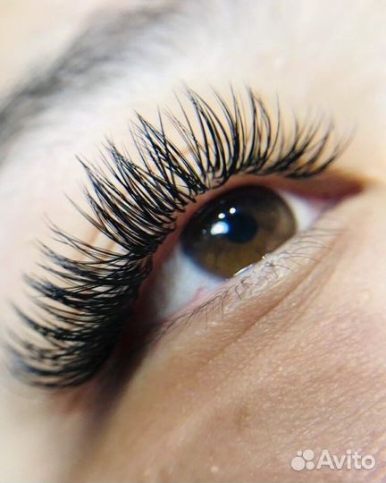 Наращивание ресниц на дому