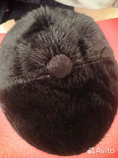 Мужская меховая кепка. И туфли женские летние