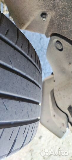 Bridgestone Alenza H/L 33 225/60 R18 100