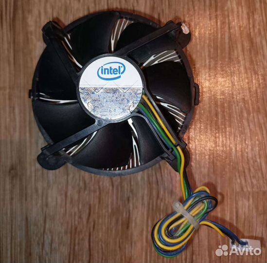 Кулер intel