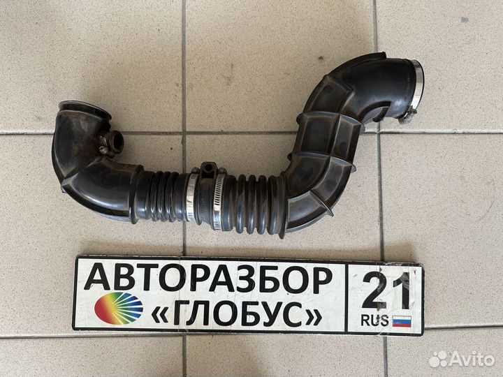Патрубок воздушного фильтра Шевроле Нива Niva