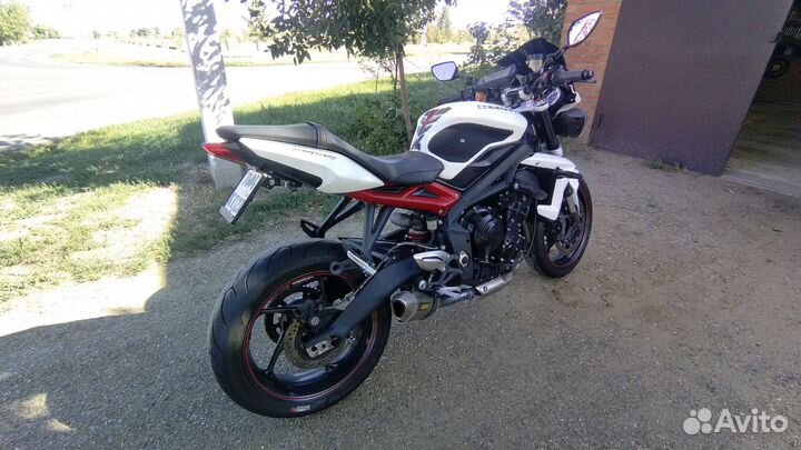 Triumph street triple 675R