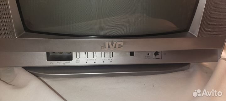 Телевизор бу JVC