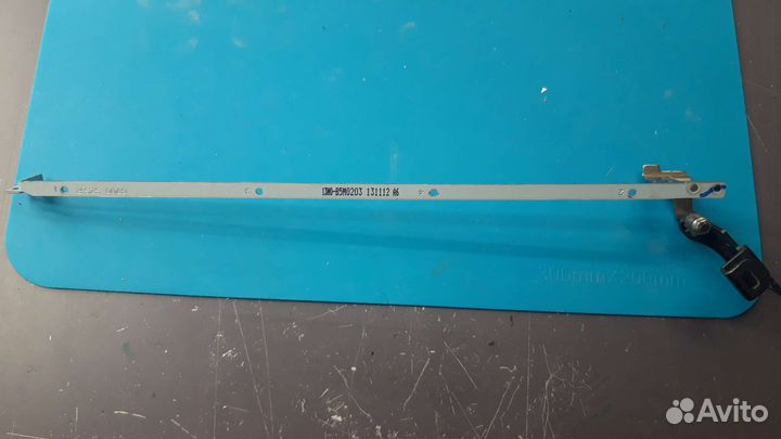 Петля для Lenovo G700