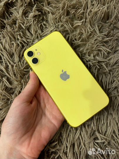 iPhone 11, 64 ГБ