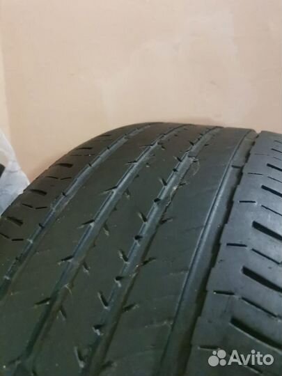 Bridgestone Dueler H/L 400 255/55 R19 102V