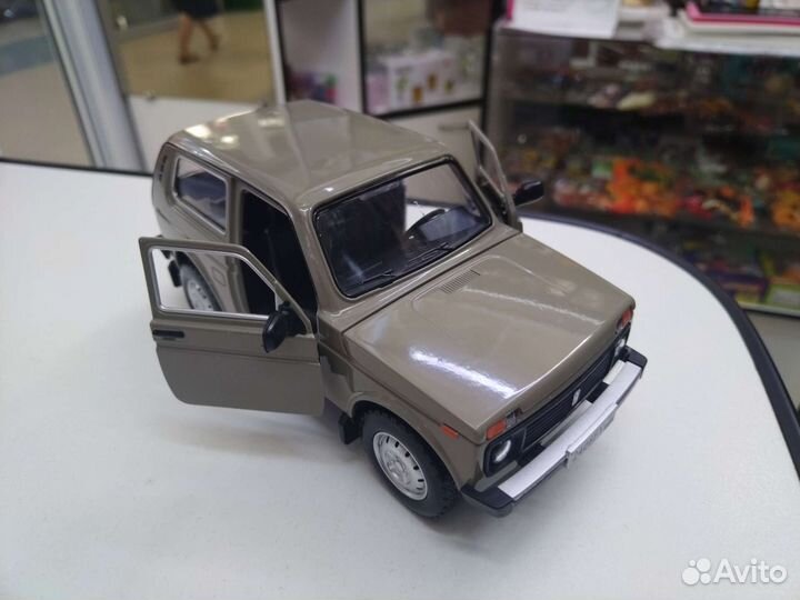 Детские игрушки машины модельки