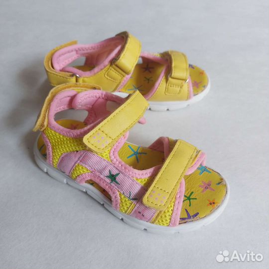 Сандалии для девочки