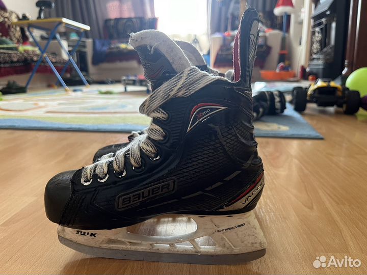 Коньки хоккейные детские bauer 31,5
