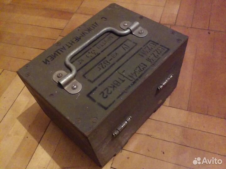 Ящик для оптического прибора