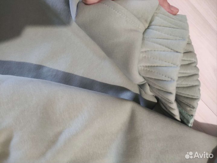 Женский спортивный костюм