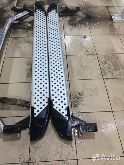 Продаю обвес на ниссан жук (Заводской передний спо