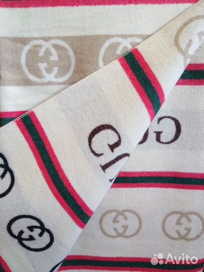 Шарф Палантин gucci