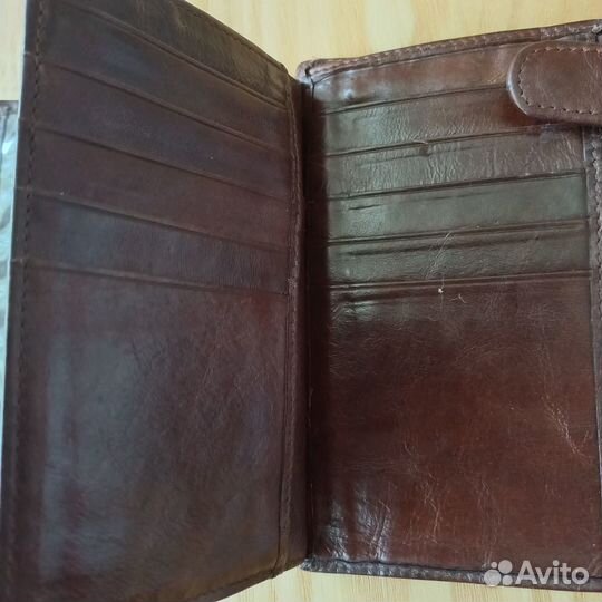 Бумажники мужские