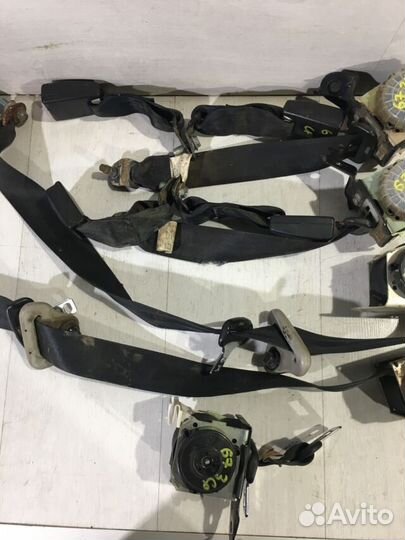 Ремень безопасности задний mazda 3 BK 2.0 мт седан