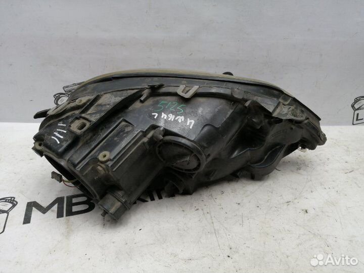 Фара ксеноновая передняя левая Mercedes-Benz Ml