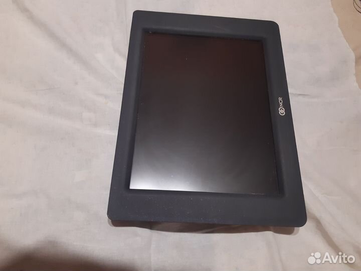 Монитор для банкомата