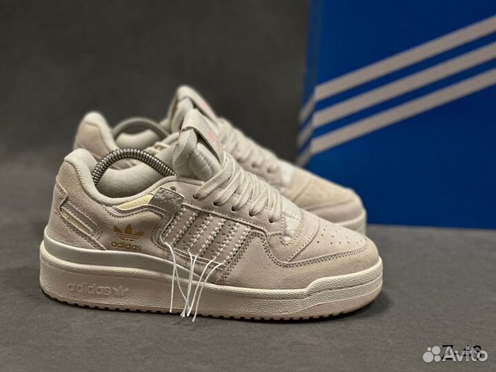 Кроссовки женские Adidas Forum 84 Low