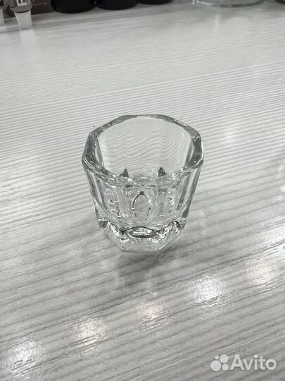 Стаканчик (рюмка) для разведения краски