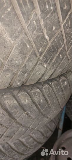 Goodyear UltraGrip Winter 215/65 R16