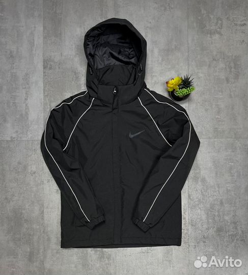 Куртка мужская Nike осенняя