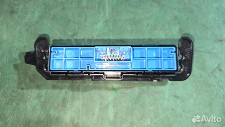 Б/У Кнопка обогрева руля lexus RX300 lexus RX300