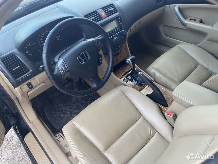 Honda Accord 2.4 AT, 2004, 300 000 км