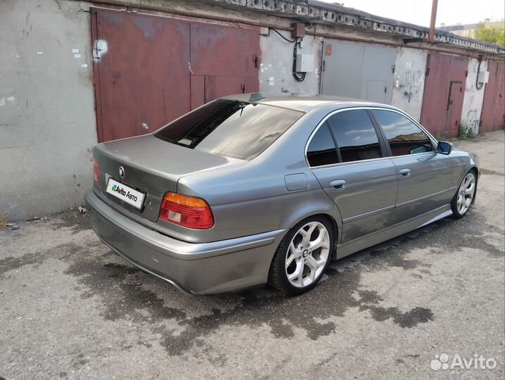 BMW 5 серия 2.2 МТ, 2001, 250 000 км