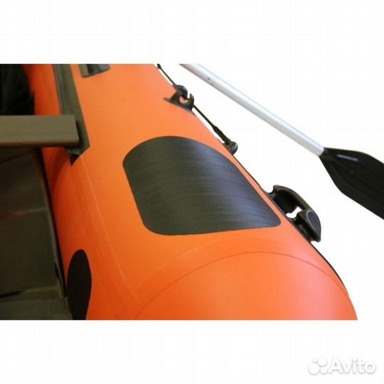 Лодка риб навигатор 370R