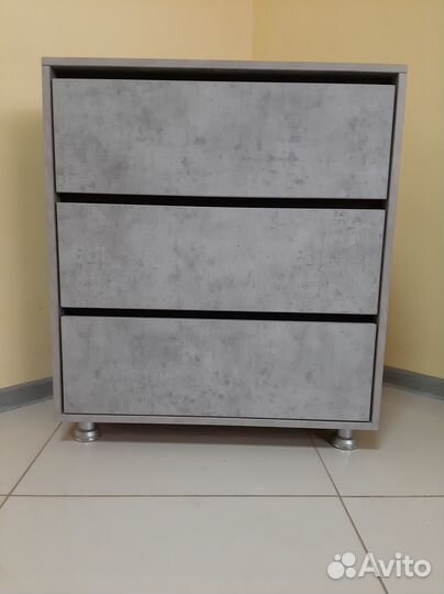 Комод светло серый