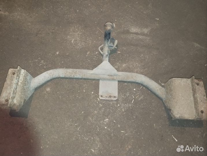 Фаркоп на ваз 2110