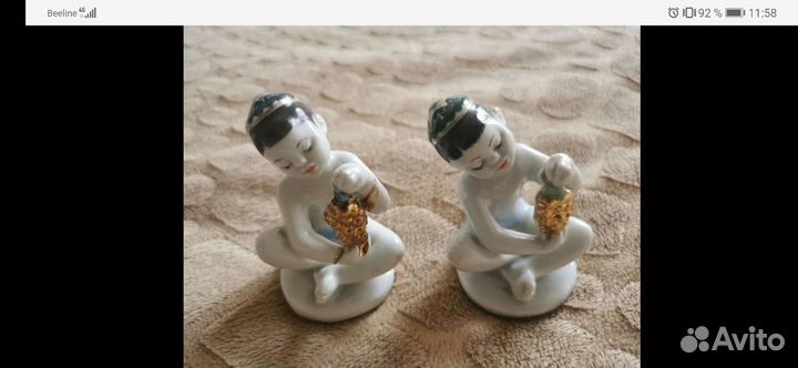 Фарфоровая статуэтка