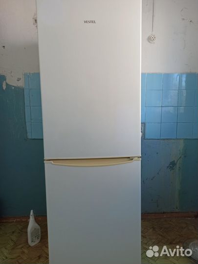 Холодильник бу