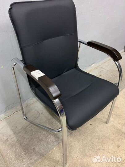 Кресло руководителя Самба. Офисная мебель