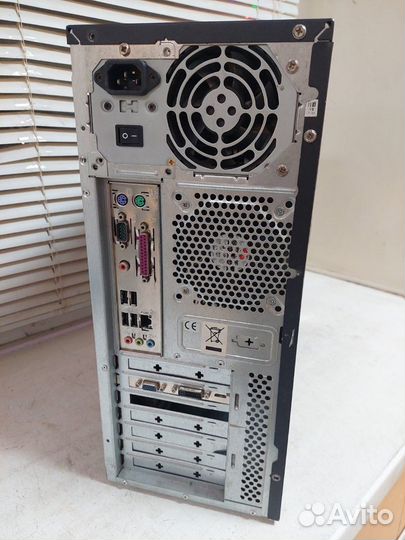 Системный блок InWin (Core2Duo/ram4/hdd320/geforce