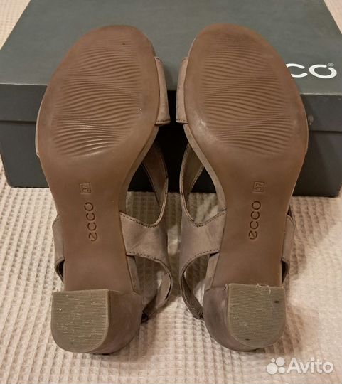 Босоножки женские ecco