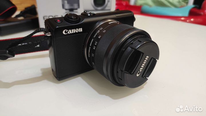 Фотоаппарат canon Eos m100
