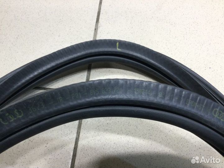 Уплотнитель двери задней левой Audi A3 8V czca