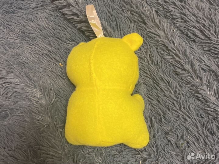 Косоглазики есть оранжевый есть желтый