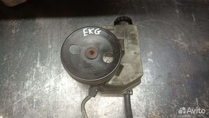 Насос гидроусилителя руля jeep Cherokee, Liberty