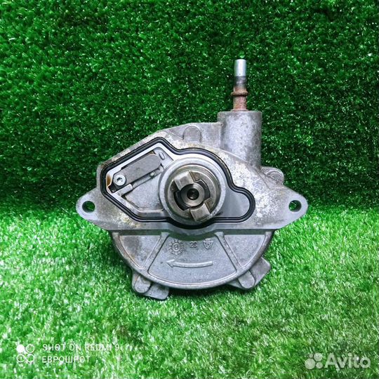 Насос вакуумный Mercedes Benz W245 B-klasse (2005