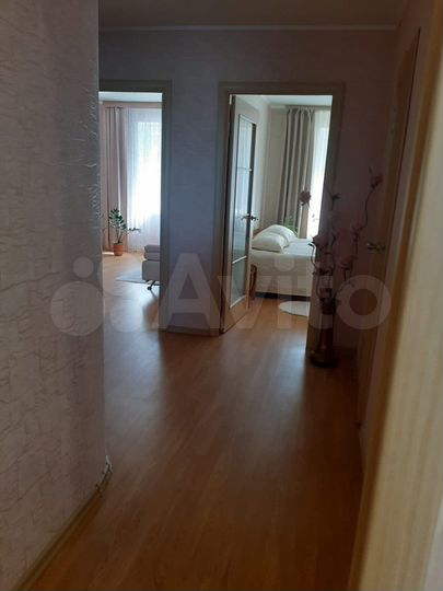 3-к. квартира, 65 м², 3/5 эт.
