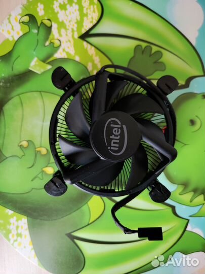 Чёрный кулер для процессора intel
