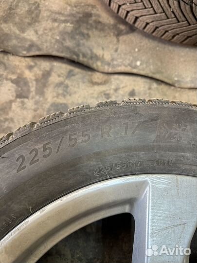 Колеса зимние R17 VAG 5x112 Michelin