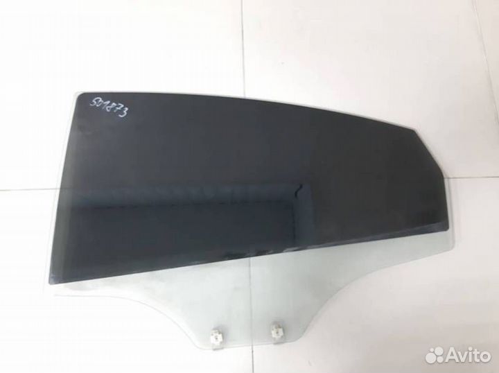 Стекло двери задней левой Hyundai Solaris 2010-201