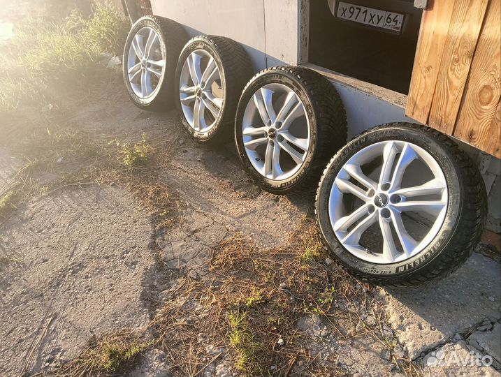 Michelin X-Ice North 4 SUV 235/45 R18